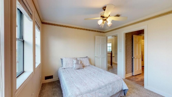 Maverick Mountaintop Retreat image 27